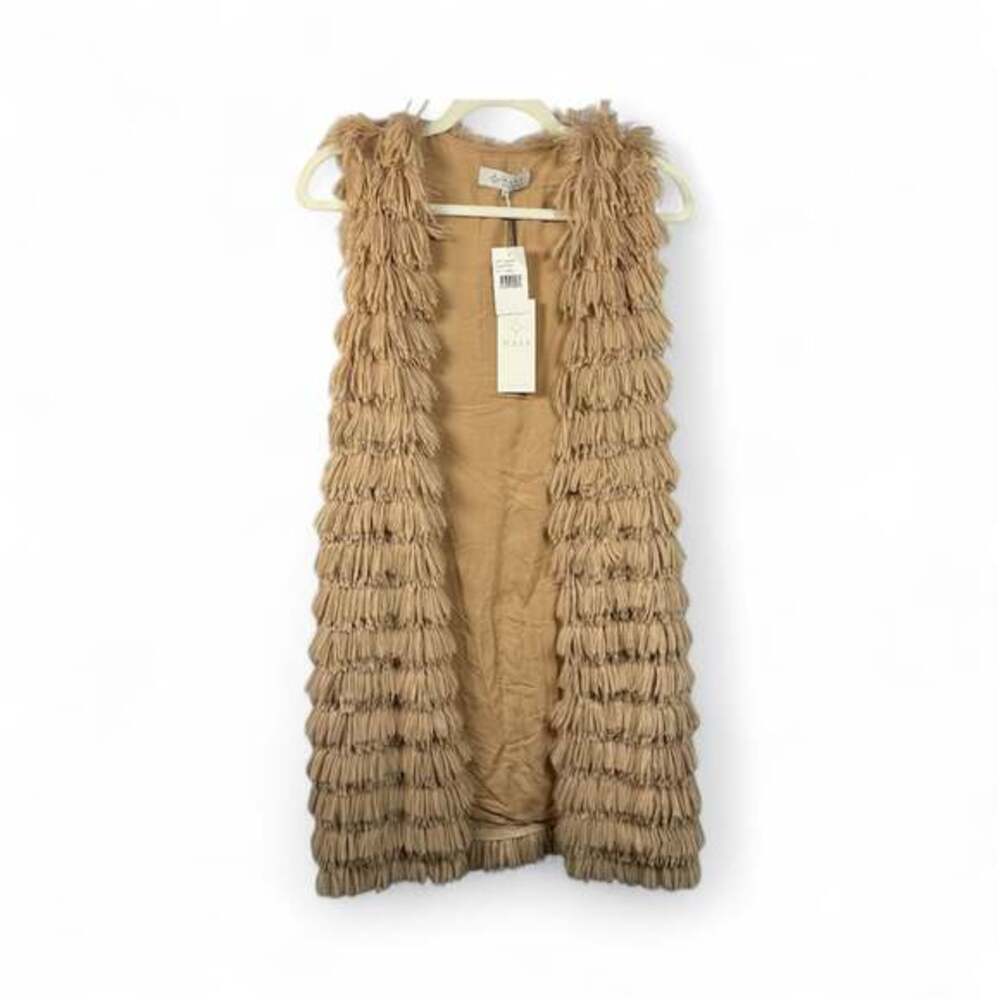 WAYF Blush Pink Fringe Faux Fur Vest NWT Size XS - Picture 1 of 7